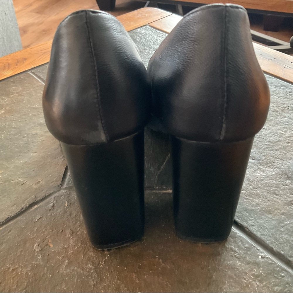 Adrienne Vittadini Black Genuine Leather Lag Sole Heels size 6.5 - Picture 5 of 11
